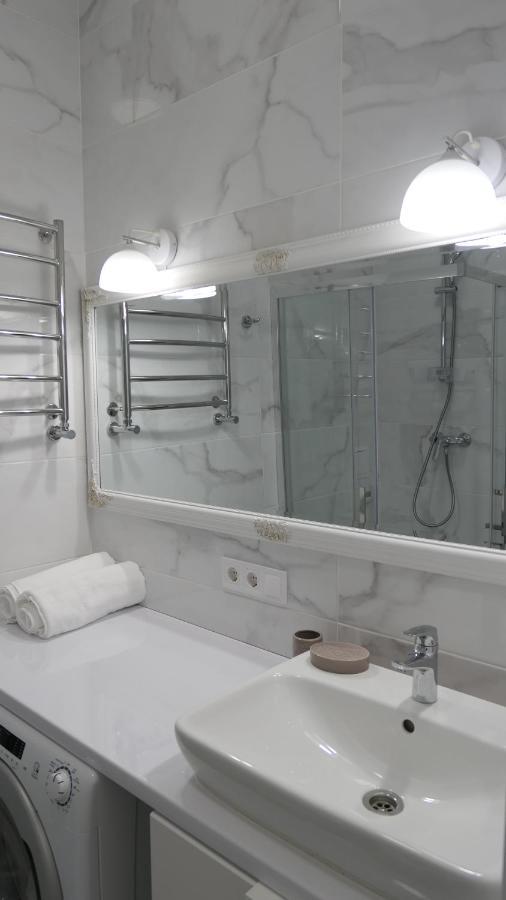 Forum Apartment 66 Лвив Екстериор снимка